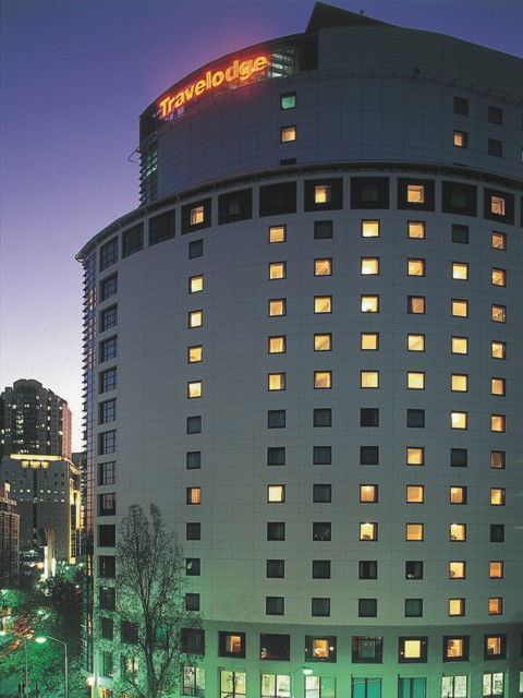 Travelodge Sydney - Hotel Accommodation 1