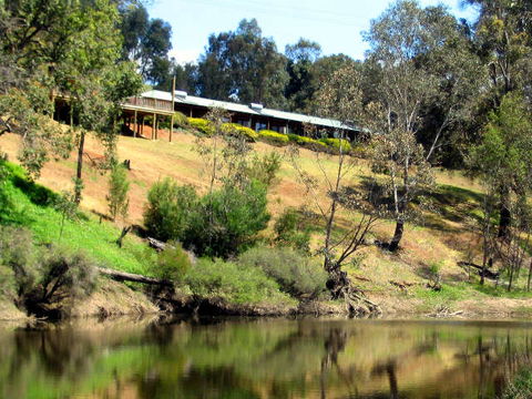 Tweed Valley Lodge - Hotel Accommodation 0