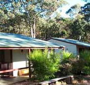 Warrawee Cottages - Hotel Accommodation
