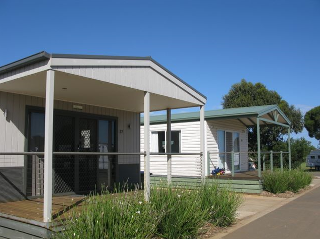 Werribee South Caravan Park - Hotel Accommodation 2