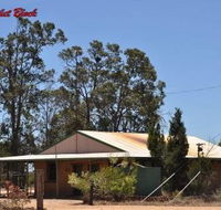 Western Flora Caravan Park - Hotel Accommodation