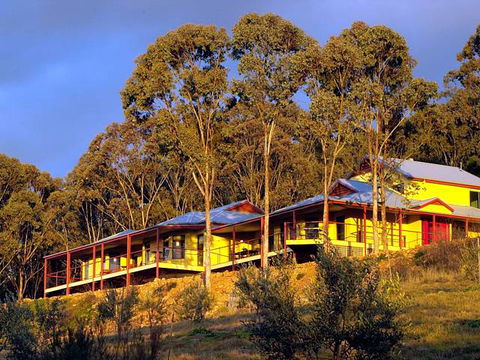 Wombadah - Hotel Accommodation 1