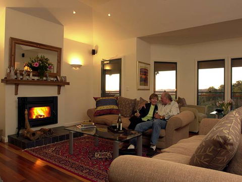 Wombadah - Hotel Accommodation 3