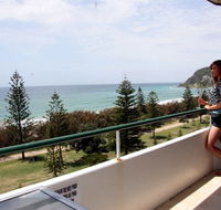 Wyuna Beachfront Holiday Apartments - Hotel Accommodation
