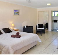 Yamba Twin Pines Motel - Hotel Accommodation