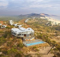 The Berkeley River Lodge - Hotel Accommodation
