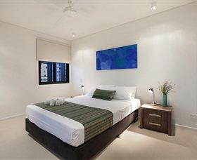 Absolute Waterfront Luxury Apartments - Hotel Accommodation 7