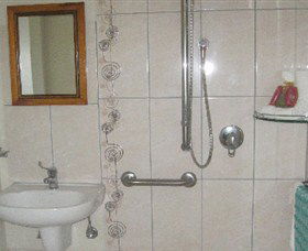 Bromeliad Bed And Breakfast - Hotel Accommodation 1