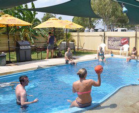 Daly Waters Historic Pub - Hotel Accommodation 2