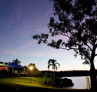 Lake Bennett Resort - Hotel Accommodation