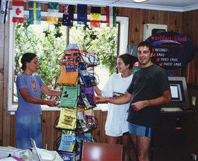 Palm Court Kookaburra Backpackers - Hotel Accommodation 1