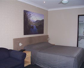 Baybrook Motor Inn - Hotel Accommodation 1