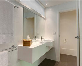 Hamilton Island Palm Bungalows - Hotel Accommodation 2