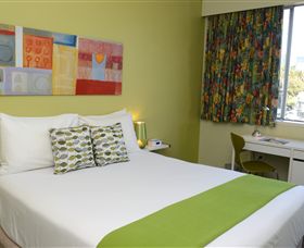 Birches Serviced Apartments - Hotel Accommodation 5