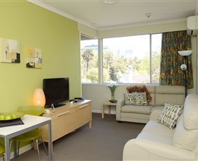 Birches Serviced Apartments - Hotel Accommodation 6