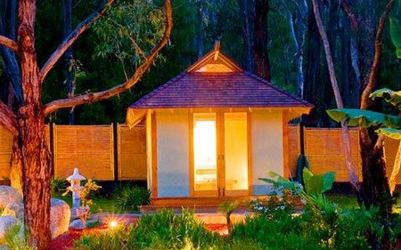 Japanese Mountain Retreat - Hotel Accommodation 0