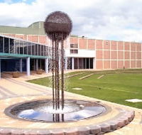 Orange Regional Gallery - Hotel Accommodation