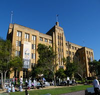 Museum of Contemporary Art - Hotel Accommodation