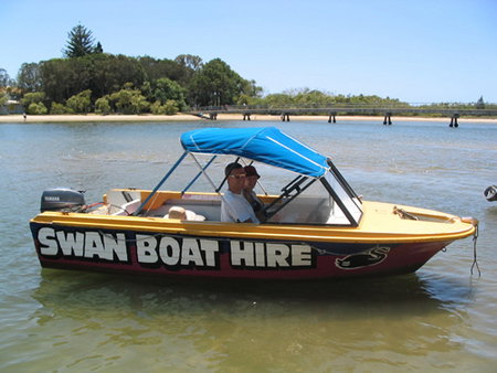 Swan Boat Hire - Hotel Accommodation 0