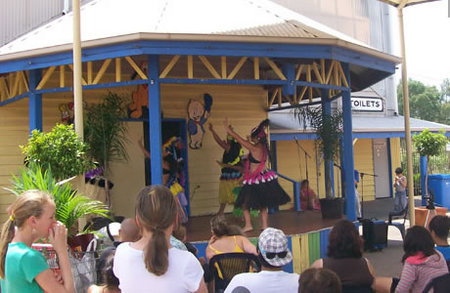 Pipeworks Fun Market - Hotel Accommodation 1