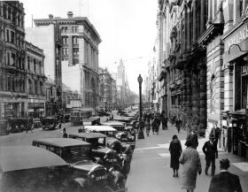 Melbourne City Heritage Walking Tours - Hotel Accommodation 0