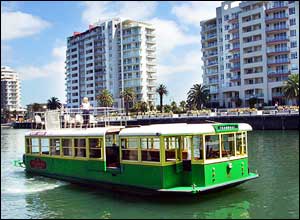 Melbourne Tramboat Cruises - Hotel Accommodation 2