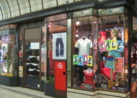 MELTours - Hotel Accommodation 4