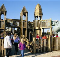 Jubilee Park Adventure Playground - Hotel Accommodation