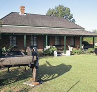 King Cottage Museum - Hotel Accommodation