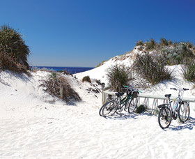 Little Parakeet Bay - Hotel Accommodation 0