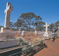 Old Pioneer Cemetery Coolgardie - Hotel Accommodation