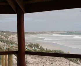 Tarcoola Beach - Hotel Accommodation 0