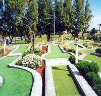 West Beach Mini Golf - Hotel Accommodation