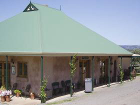 Lloyd Brothers Wine & Olive Company - McLaren Vale - Hotel Accommodation 0
