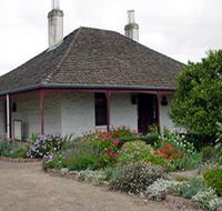 The Farm Shed Museum - Hotel Accommodation