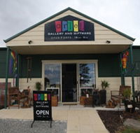 Artel Gallery and Giftware - Hotel Accommodation