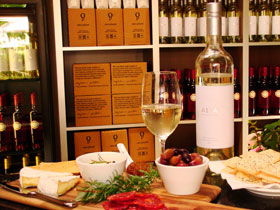 One Planet Cellars - Hotel Accommodation 0