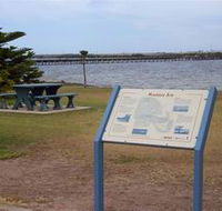 Port Broughton Historic Walking Trail - Hotel Accommodation