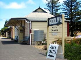 Goolwa Community Arts And Crafts Shop - Hotel Accommodation 0