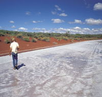 Lake Gairdner National Park - Hotel Accommodation
