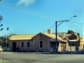 Southern Yorke Peninsula Visitor Centre In The Old Post Office - Hotel Accommodation 0