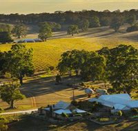 Hutton Vale and Farm Follies - Hotel Accommodation