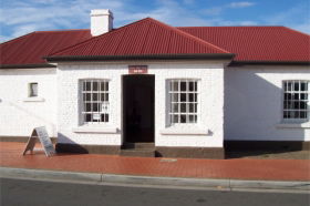 The Watch House - Hotel Accommodation 0