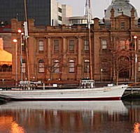 May Queen - Hotel Accommodation