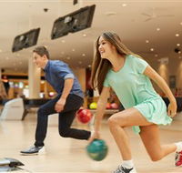 AMF Belconnen Ten Pin Bowling Centre - Hotel Accommodation