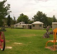 Strathnairn Homestead - Hotel Accommodation