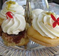 Afternoon Tea at Burnett House - Hotel Accommodation