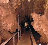 Cutta Cutta Caves Nature Park - Hotel Accommodation