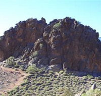 Corroboree Rock Conservation Reserve - Hotel Accommodation