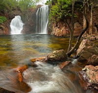 Florence Falls - Hotel Accommodation